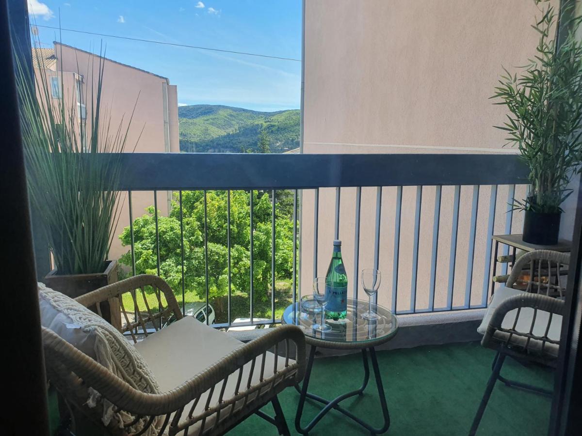 شقة L'Exotique ! Gréoux-les-Bains المظهر الخارجي الصورة